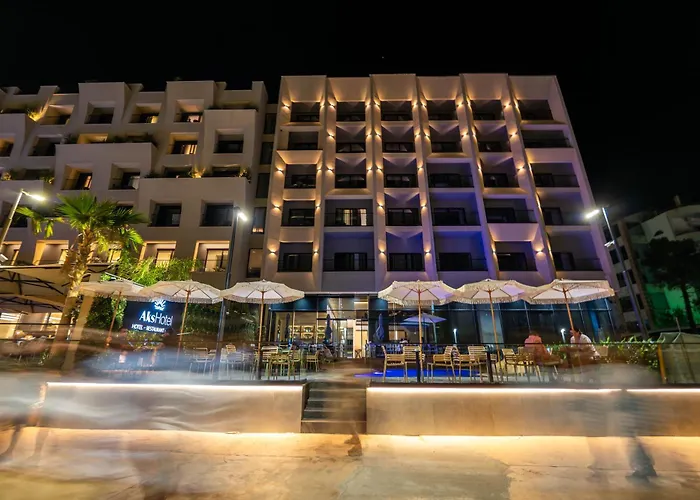 Aks Hotel